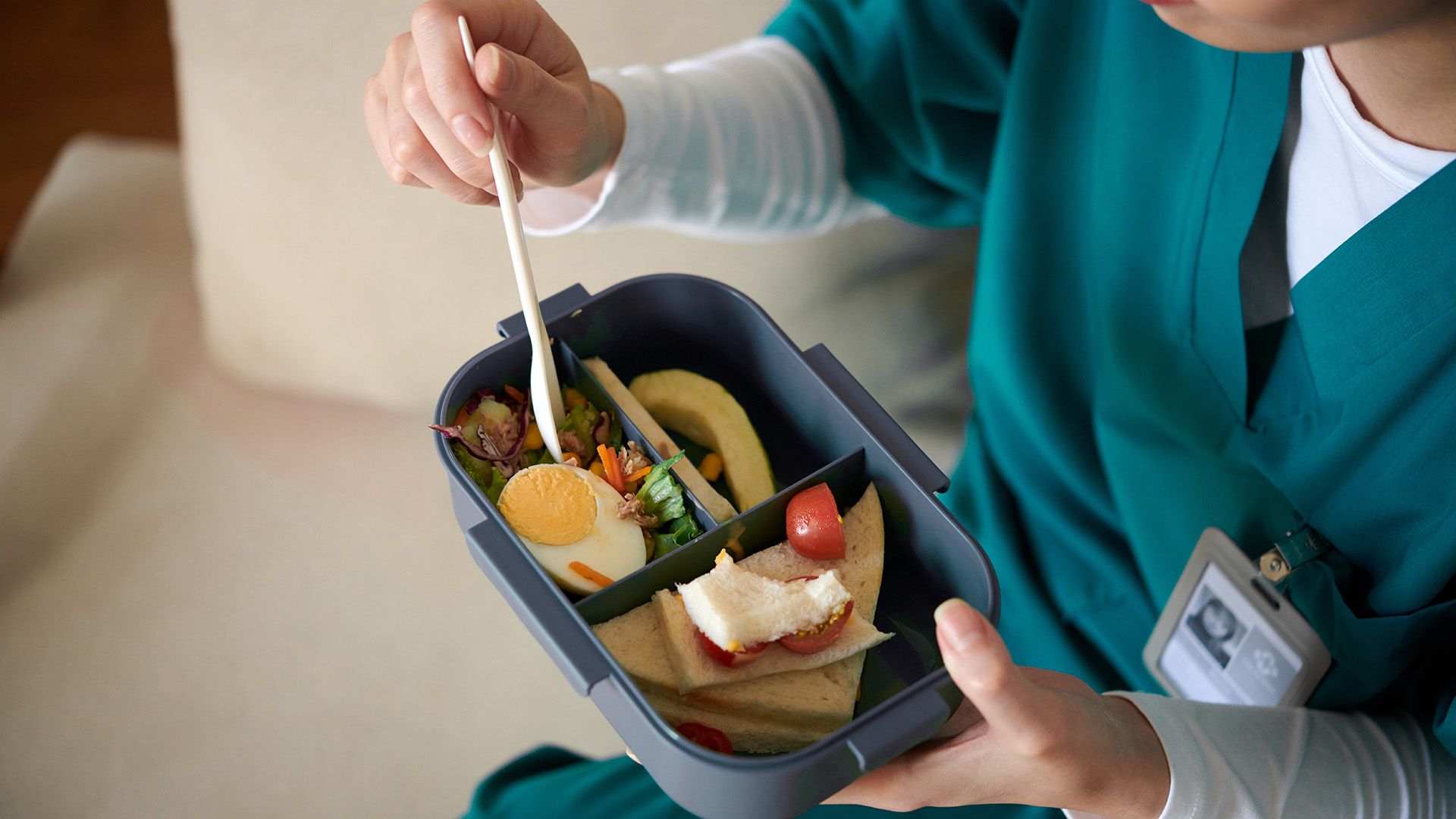 Gesunde Ernährung ist bei Schichtarbeit wichtig